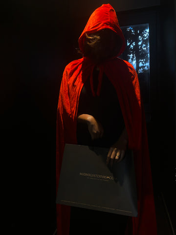 Boo-tiful Bite Me Cloak